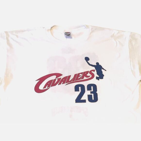 LeBron James Cleveland Cavaliers 23 T-Shirt Size XLarge - Picture 2 of 5